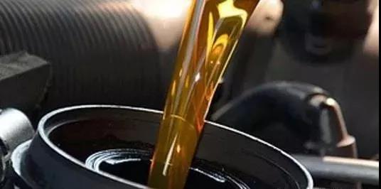 機(jī)油種類(lèi)百科大全，不再傻傻分不清！